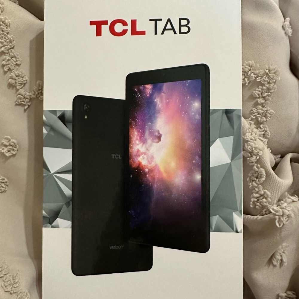 TCL Black Tablet Slim Design Vibrant Display